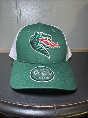Zephyr UAB Blazer Adjustable Snapback Green White Hat with Dragon Logo